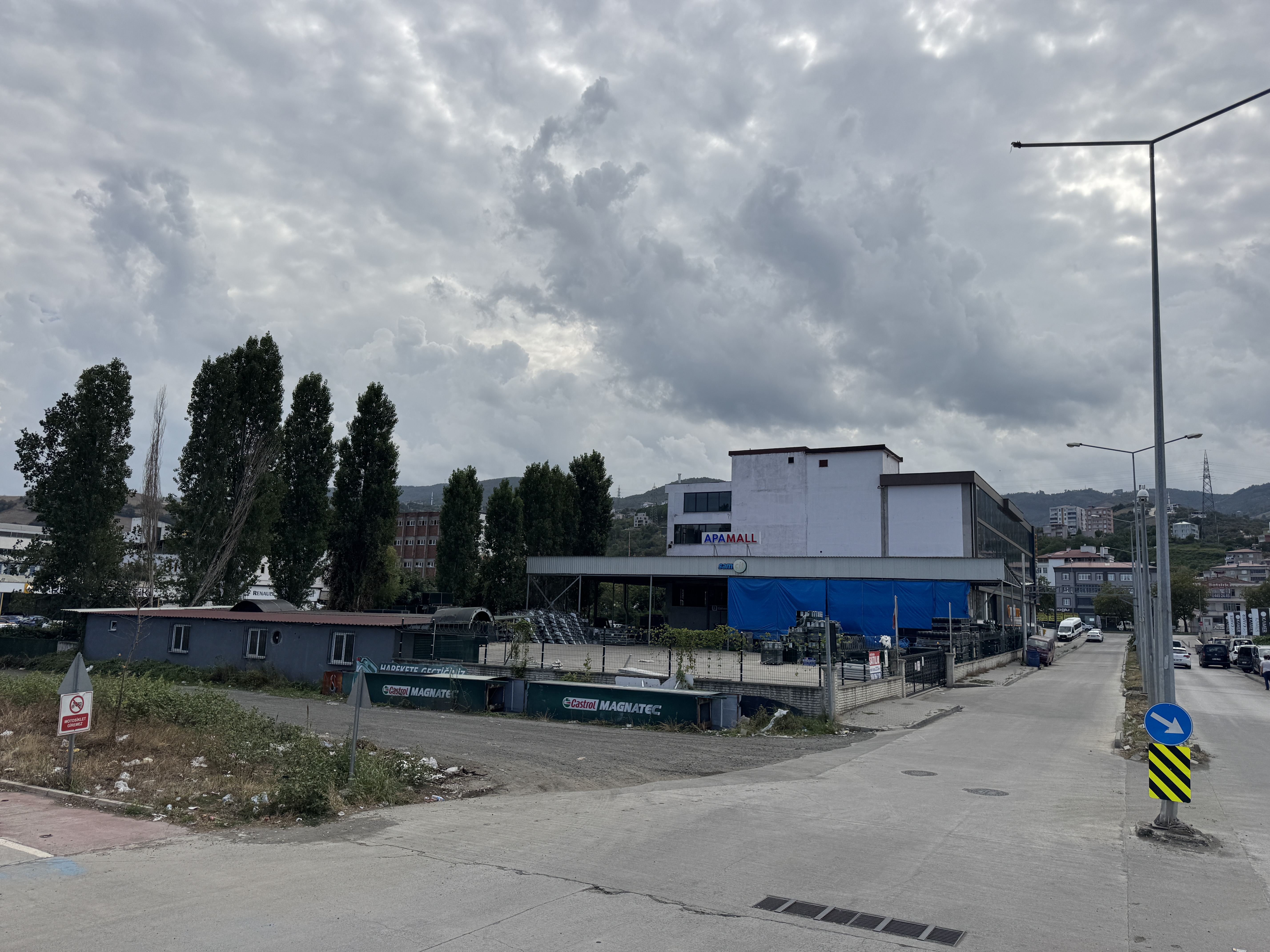 TEKKEÖYDE ATATÜRK BULVARINA 2.PARSEL ARSA